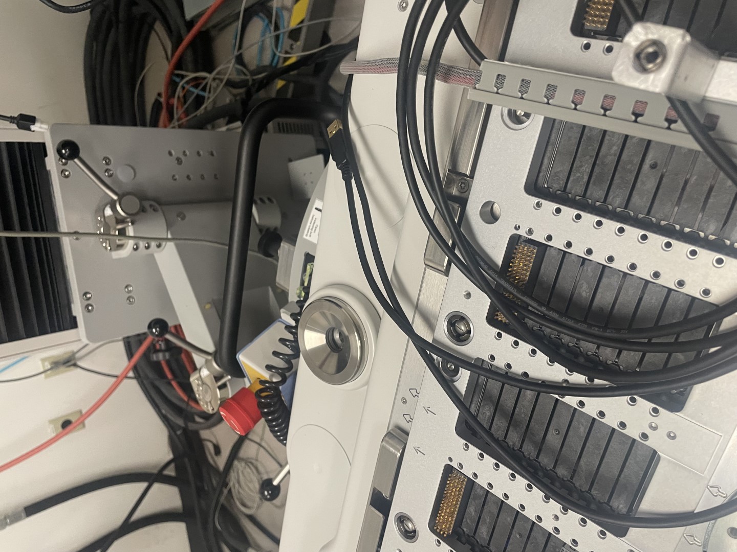 N1XTFV4A Product Image